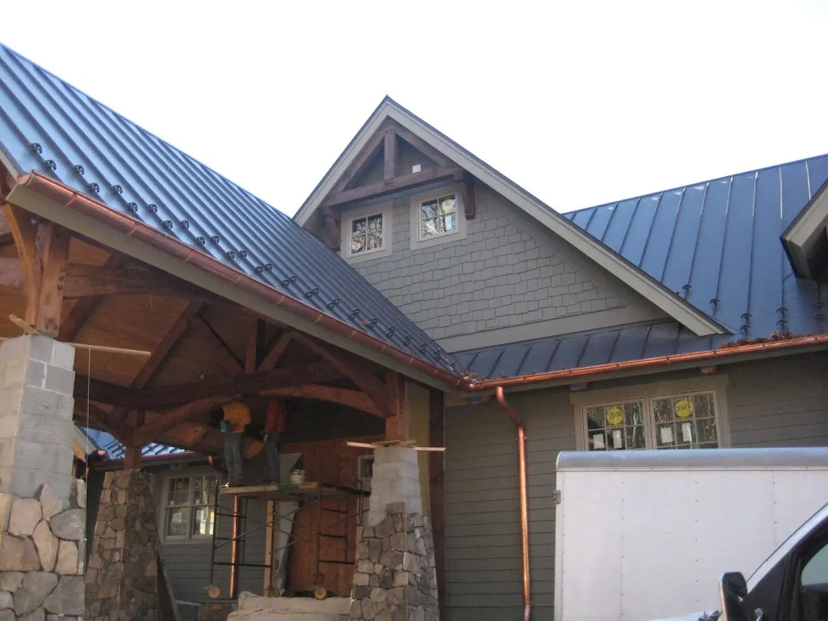 Craftsman Roofing team delivering quality roofing work in Le Mars